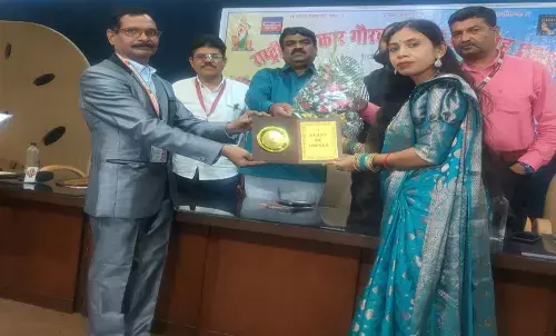 नई उम्मीद उज्जवल भविष्य शिक्षा संघ की डायरेक्टर डॉ. भगवती साहू हुईं सम्मानित