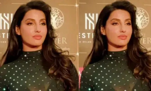 एक्ट्रेस नोरा फतेही को देखते ही दीवाने हो गए फैंस, देखिए उनकी आरपार वाली ड्रेस