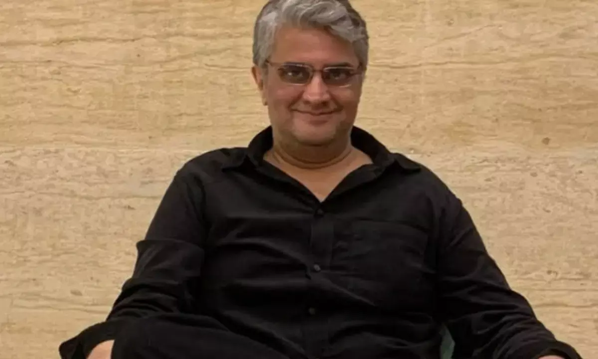 FIR against Filmmaker Manish Gupta for allegedly stabbing driver with knife over Salary dispute