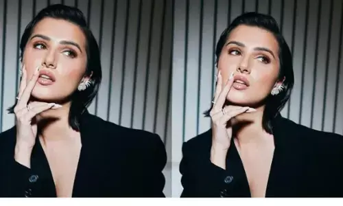 एक्ट्रेस तारा सुतारिया का ऑल ब्लैक लुक, ऑफिस जाने के लिए परफेक्ट स्टाइल