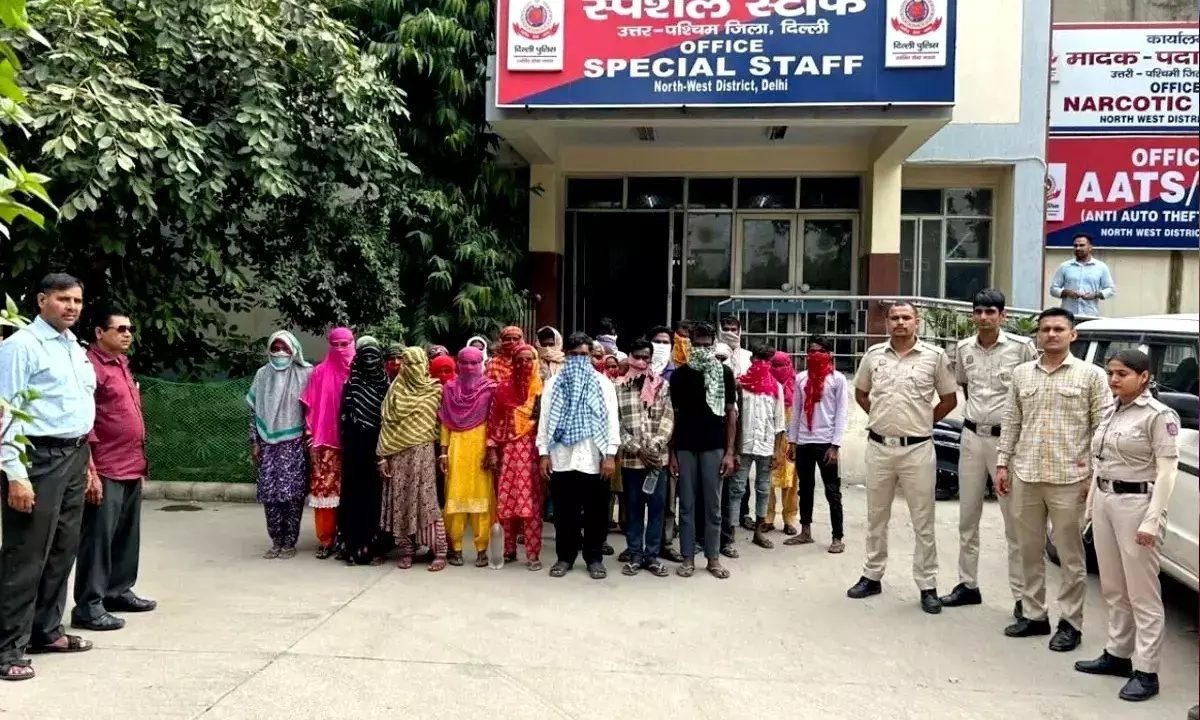 दिल्ली पुलिस का बड़ा एक्शन, वजीरपुर और NS मंडी से 66 बांग्लादेशी गिरफ्तार