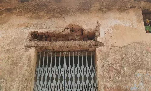 बस्तर के 1500 से ज्यादा स्कूल जर्जर :   यहां नहीं लगेंगी कक्षाएं, विकल्प ढूंढा जा रहा