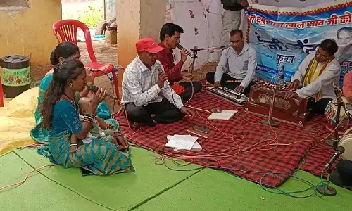 Artists performing classic songs