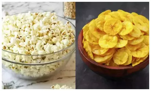 popcorn vs banana chips