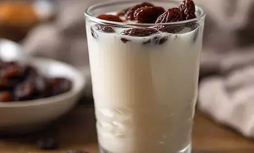 raisins with milk benefits