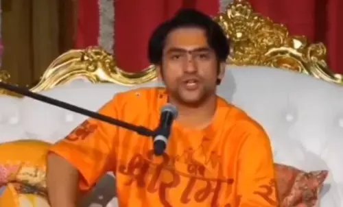 राजा रघुवंशी मर्डर केस से डरे धीरेंद्र शास्त्री; दिया चौंकने वाला बयान