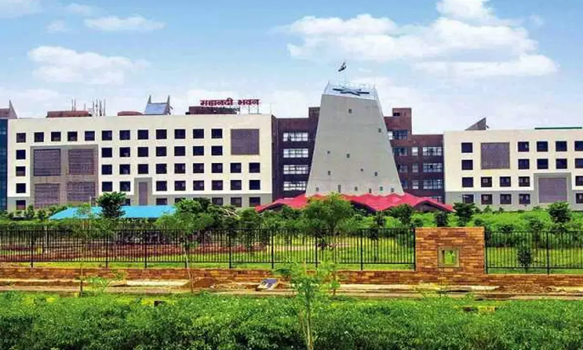 सरकार के चार लाख कर्मियों की सेवा कुंडली डिजिटल :  रिटायरमेंट, प्रमोशन, वेतन, जीपीएफ अब ऑनलाइन