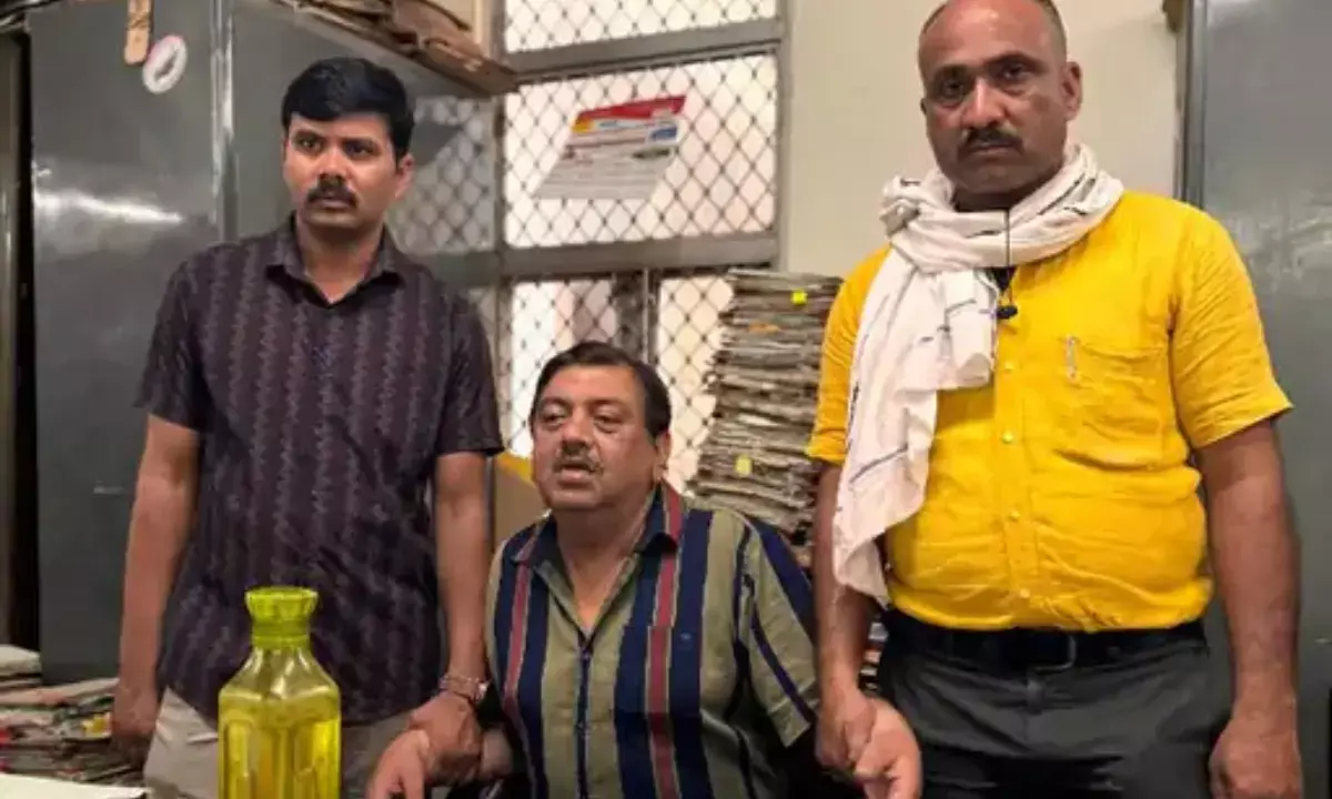 नामांतरण कराने के एवज में मांगी थी 10 हजार की रिश्वत, BDA का बाबू गिरफ्तार