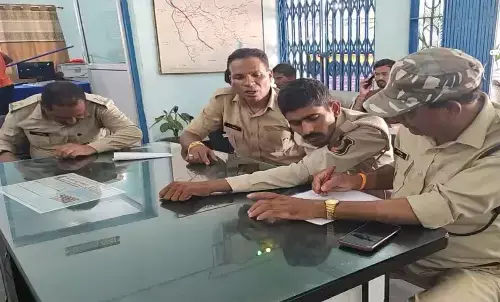 चोरी और सीनाजोरी : वनभूमि किया कब्जा, हटाने पहुंचे वन कर्मियों पर कर दिया जानलेवा हमला, घंटों बंधक बनाए रखा