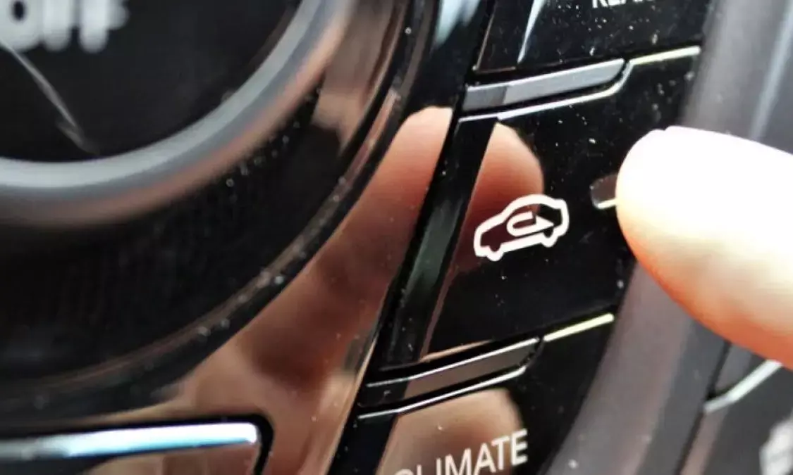 जून की चिपचिपी गर्मी से चुटकियों में मिलेगी राहत, चालू करें एसी री-सर्कुलेशन मोड