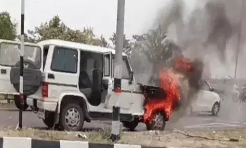 रोहतक में बाल-बाल बचे अधिकारी और ड्राइवर, जानें कैसे हुआ हादसा