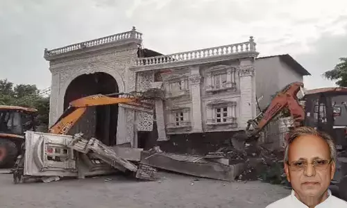 पूर्व कांग्रेसी मंत्री महेंद्र प्रताप सिंह के फार्म हाउस को अवैध बताकर किया जमींदोज