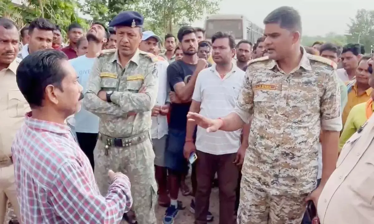 while making enquiries while making enquiries