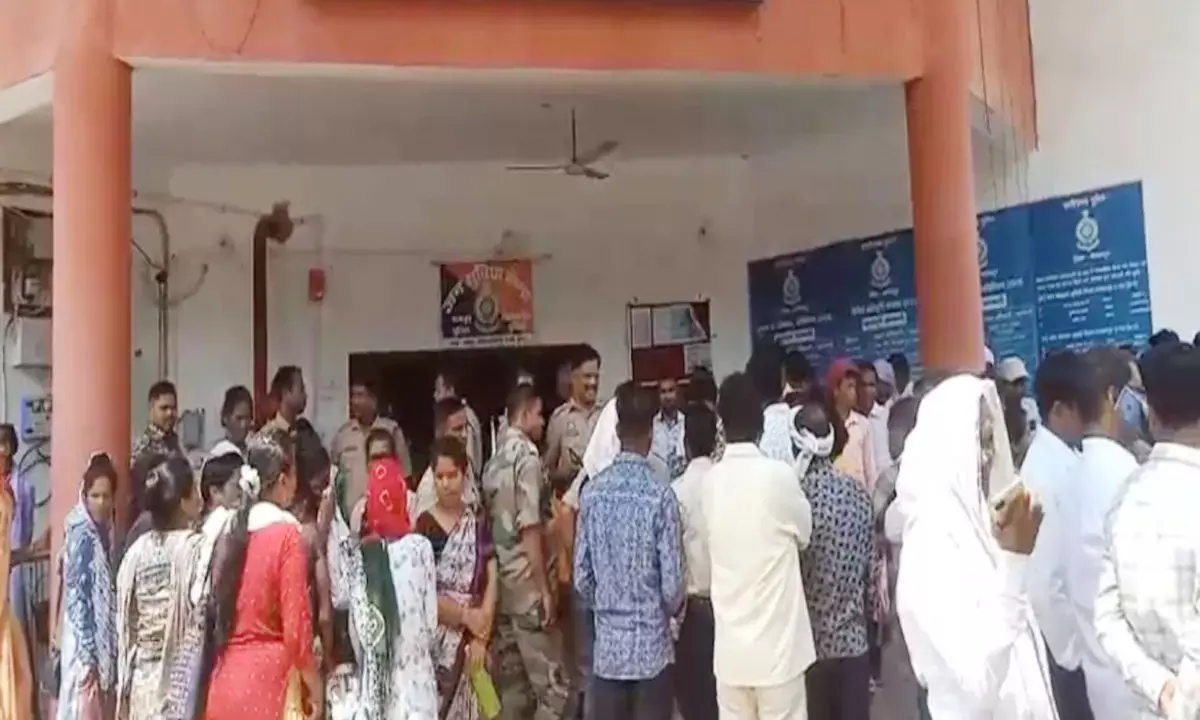 Balrampur Controversy healing meeting SDM - Tehsildar transferred