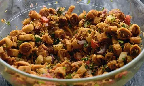 bhakarwadi chaat recipe in hindi