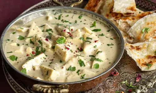 इस वीकेंड ट्राई करें रेस्टोरेंट-स्टाइल पनीर काली मिर्च, स्वाद ऐसा जो हर किसी को पसंद आए