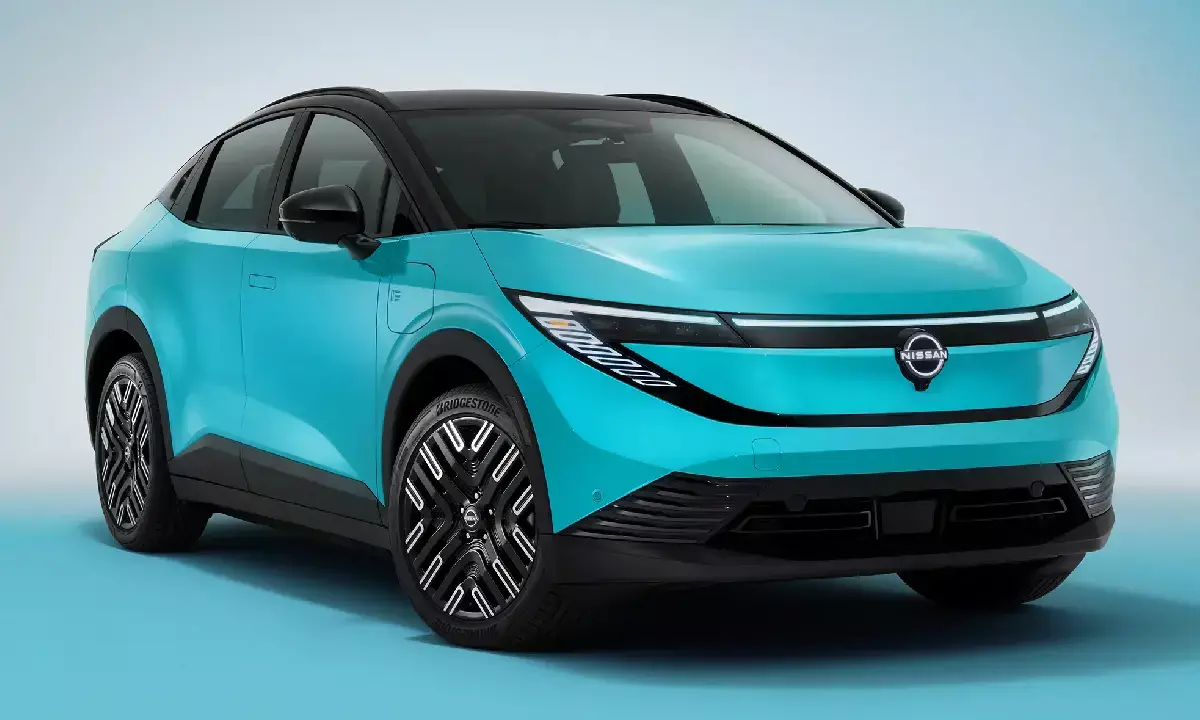 सिंगल चार्ज पर 600Km दौड़ जाएगी ये कार, कंपनी ने निकाला नया मॉडल; 437 लीटर का बूट दिया