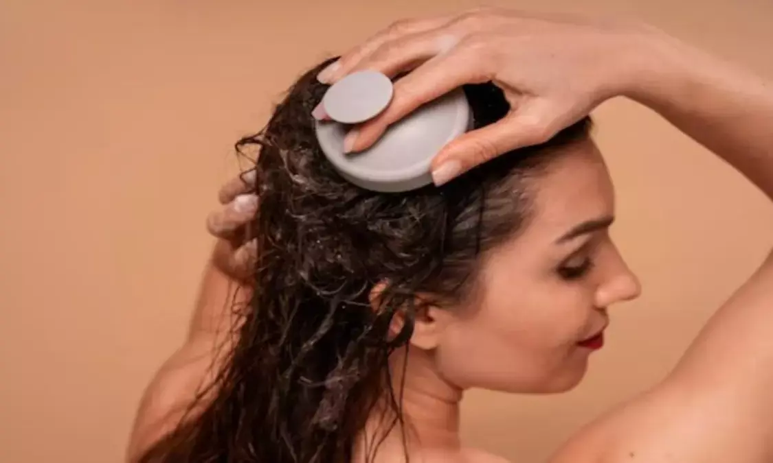 Health Tips: पीरियड्स के दौरान बाल धोना चाहिए या नहीं? जानिए क्या है सही