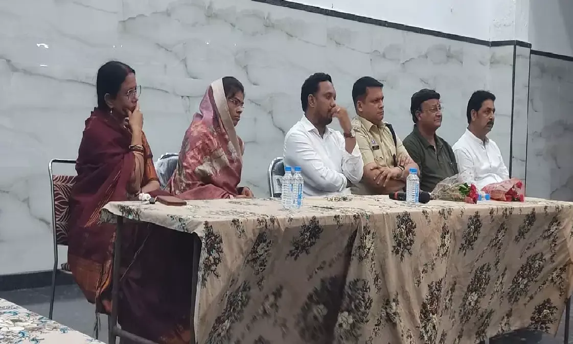 सीएसपी और एसडीएम की मौजूदगी में नेताओं ने एक स्वर में उठाई मांग