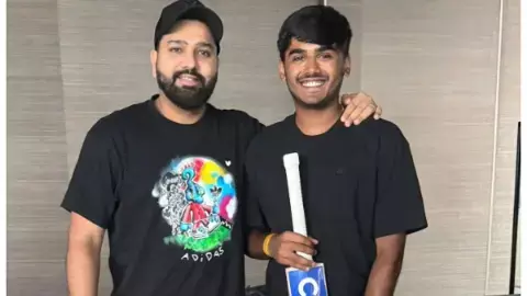 ayush mhatre meet rohit sharma
