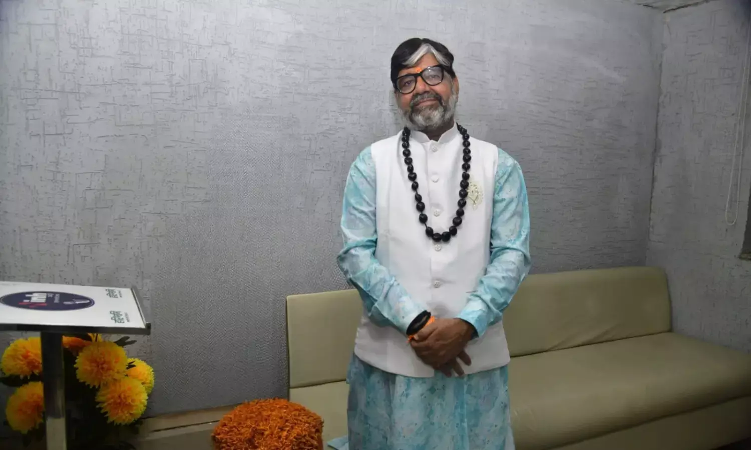 Paralysis cured by Yoga, Divine Astrology Krishna Guruji, Yoga Day 2025, योग गुरु कृष्ण मिश्रा, ब्रेन ट्यूमर पैरालिसिस रिकवरी