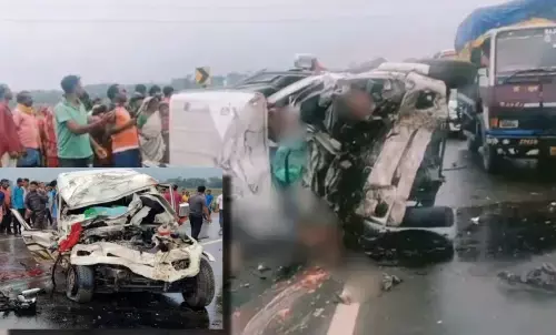 West Bengal Accident, पुरुलिया सड़क हादसा, Purulia road accident, West Bengal accident news, NH18 car truck collision, Balarampur police station