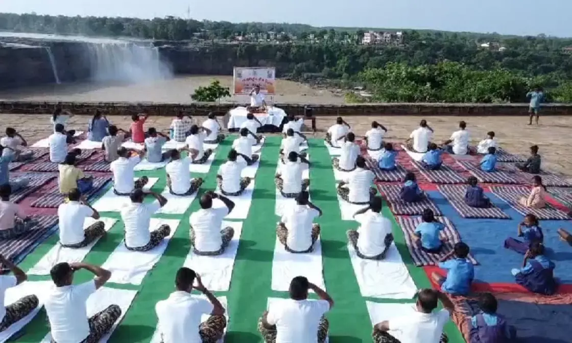 CRPF officers and soldiers doing yoga