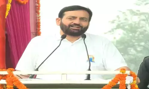 कुरुक्षेत्र में बाबा रामदेव और मुख्यमंत्री सैनी ने डेढ़ घंटे तक किया योग, CM की 9 घोषणाएं