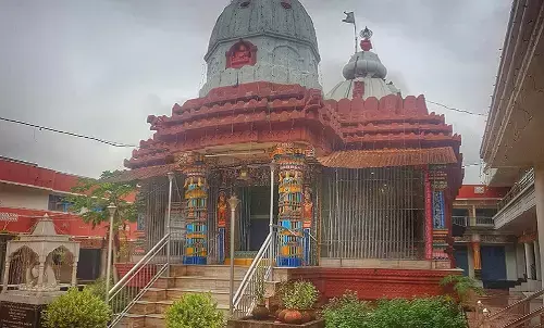 जैतूसाव मठ की संपत्ति का फर्जीवाड़ा : 300 करोड़ की जायदाद आशीष तिवारी के नाम कर दी, तहसीलदार के खिलाफ होगी जांच