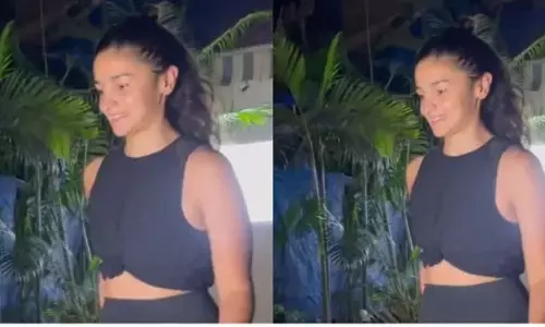 एक्ट्रेस Alia Bhatt का ऑल ब्लैक लुक, टोन्ड फिगर और नो-मेकअप में फैंस को बनाया दीवाना