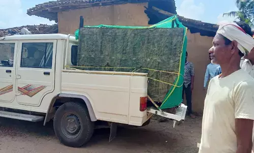 दुधावा में तेंदुआ का आतंक : सातवीं बार इलाके में घुसा, एक व्यक्ति पर हमला, आठ घंटे में पकड़ाया