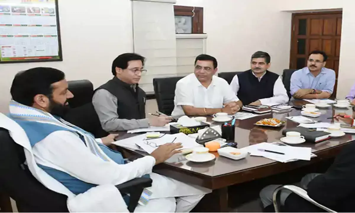 हरियाणा के हर जिले में खुलेगा मॉडल कौशल महाविद्यालय, CM सैनी ने कुलपतियों से की बैठक