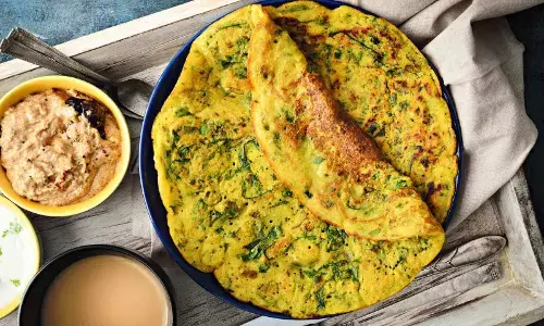 Moong Dal Cheela Recipe