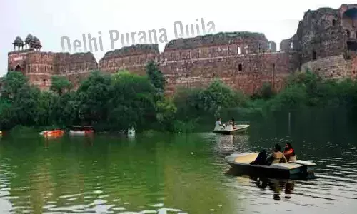 Boating In Delhi Purana Quila
