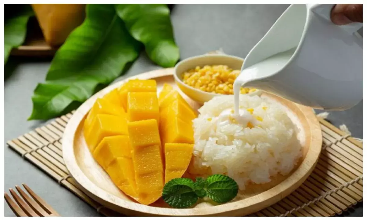 Mango sticky rice recipe, Mango sticky rice recipe in hindi