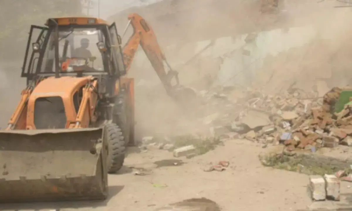 bulldozer action in Wazirpur