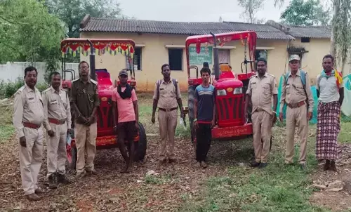 Jagdalpur Encroachment on forest land Two tractors seized Kungarpal forest range Bastar Jagdalpur Encroachment on forest land Two tractors seized Kungarpal forest range Bastar