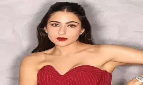 Metro…In Dino के म्यूजिक लॉन्च पर छाया एक्ट्रेस Sara Ali Khan का जंपसूट लुक, देखिए पूरा स्टाइल