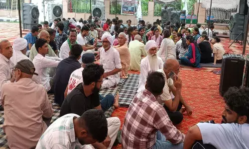 एचएयू के चारों गेट बंद करने का आंदोलन छात्रों ने किया स्थगित, अब 1 जुलाई तक मांगें पूरी करने का दिया समय एचएयू के चारों गेट बंद करने का आंदोलन छात्रों ने किया स्थगित, अब 1 जुलाई तक मांगें पूरी करने का दिया समय