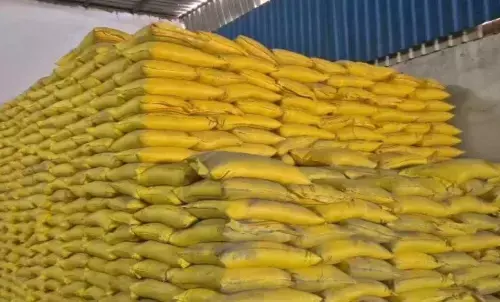 मार्केट में महंगी खाद :  किसानों ने उठाया 100 करोड़ ज्यादा कर्ज