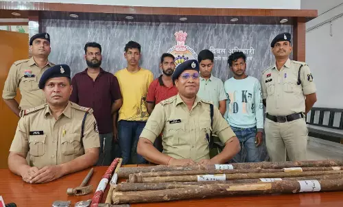 सक्ती राजमहल पर हमला : 6 आरोपी गिरफ्तार, कई फरार सक्ती राजमहल पर हमला : 6 आरोपी गिरफ्तार, कई फरार