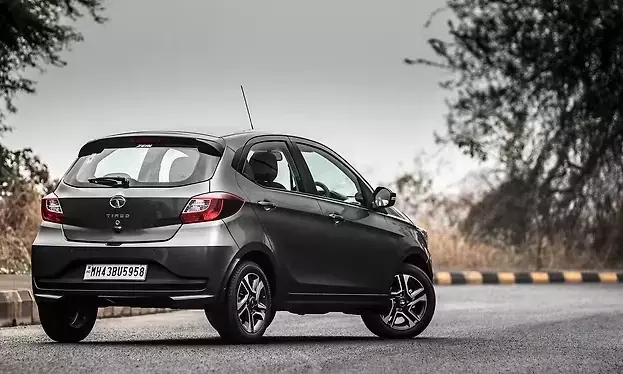 देश की सबसे सस्ती सीएनजी गाड़ियां, जो हैं ईको-फ्रेंडली और किफायती विकल्प देश की सबसे सस्ती सीएनजी गाड़ियां, जो हैं ईको-फ्रेंडली और किफायती विकल्प