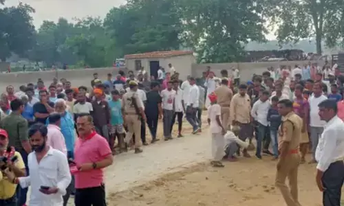 घर में खाना खाया, स्कूल में आकर सो गए; सुबह धड़ और सिर अलग मिलने से सनसनी