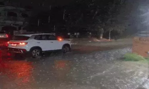 6 जिलों में भारी बारिश, तापमान में गिरावट, जानें अपने क्षेत्र के मौसम का हाल