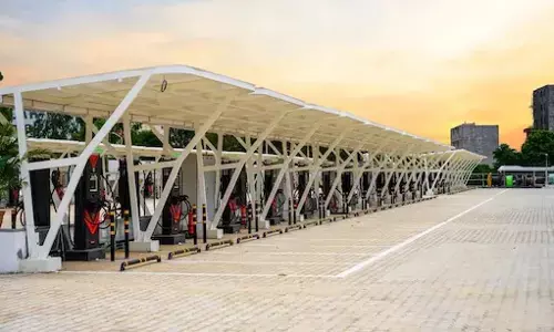 देश का सबसे हाई-टेक चार्जिंग स्टेशन, देखते ही देखते फुल चार्ज कर देगा कोई भी EV