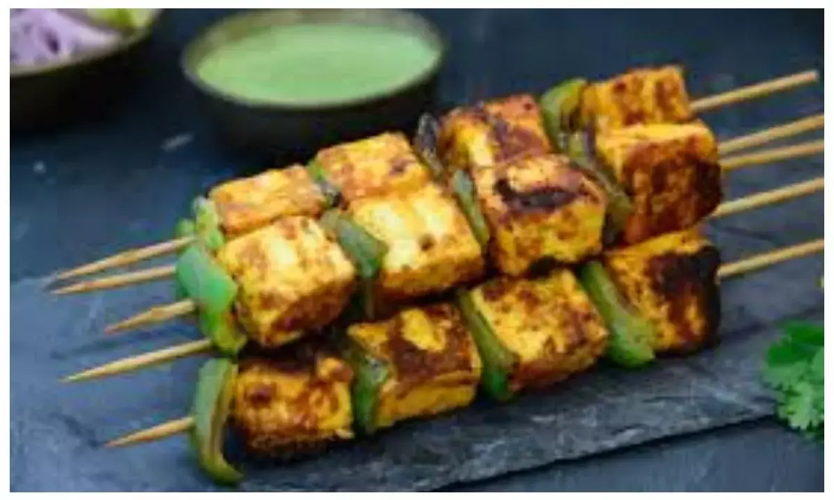 तंदूर नहीं, तवा ही काफी! घर पर बनाएं पंजाबी स्टाइल पनीर टिक्का, पार्टी के लिए परफेक्ट फिट, नोट कर लें रेसिपी