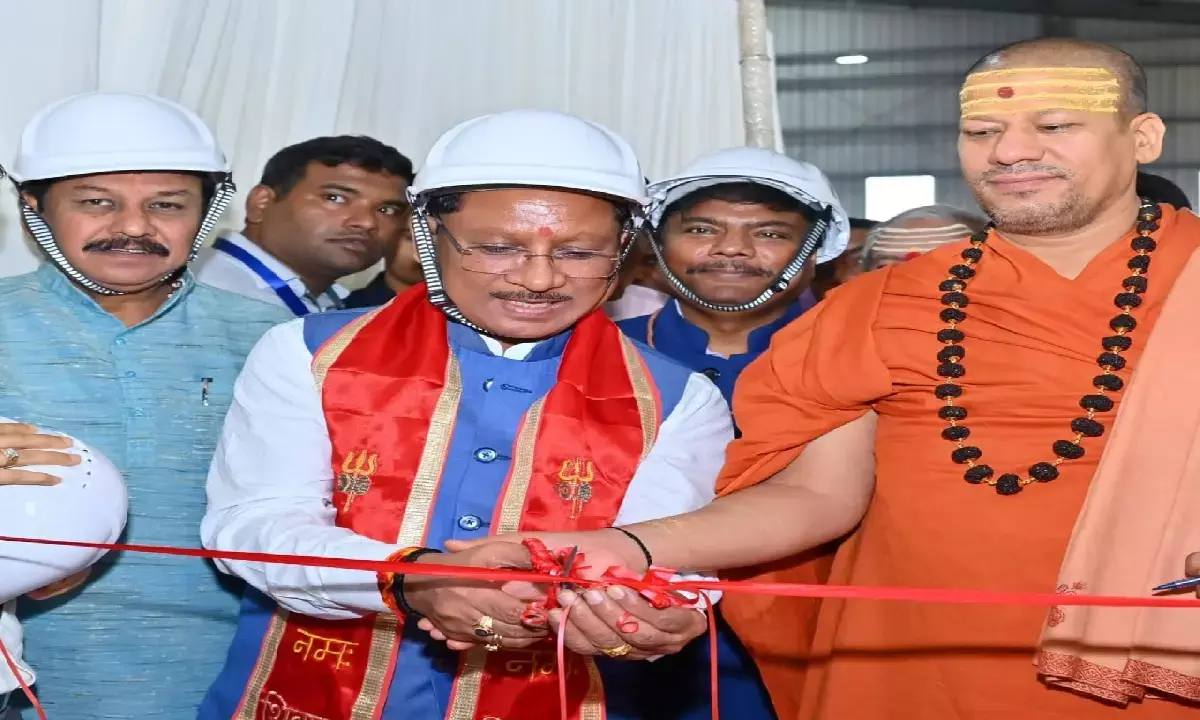 CM Vishnu Dev Sai cutting the ribbon