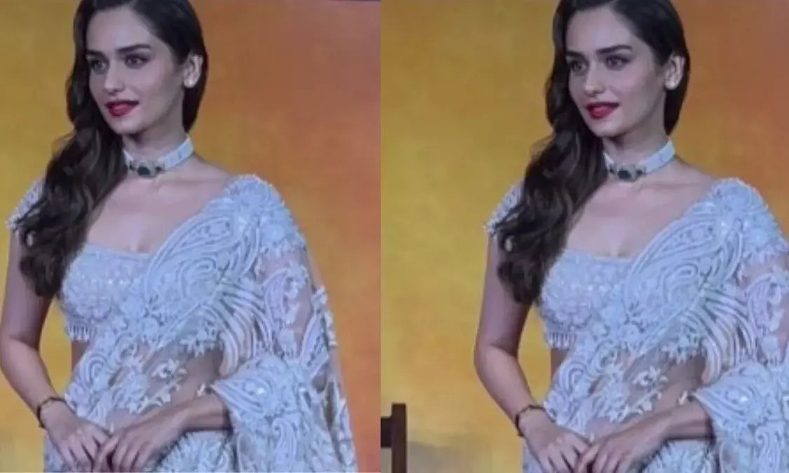 विंटेज ज्वेलरी और रेड लिप्स में नजर आईं  मानुषी, देखिए रॉयल लुक की खास झलक