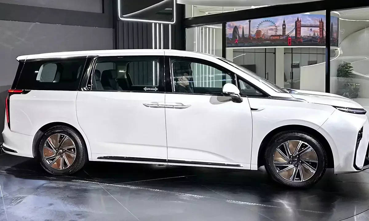 भारतीय बाजार में हो रही इस नई कार की एंट्री, कंपनी ने लॉन्च से पहले फीचर्स से खत्म किया सस्पेंस