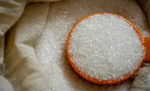 शक्कर में अब महंगाई की कड़वाहट : कई साल बाद दाम 46 से 48 रुपए किलो